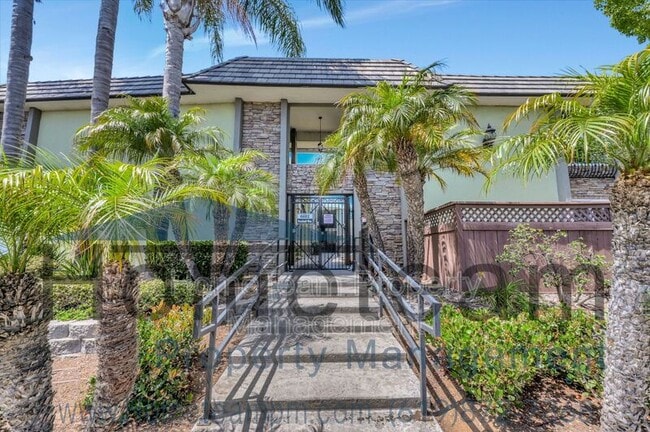 Photo - 6602 Beadnell Way Unidad #20