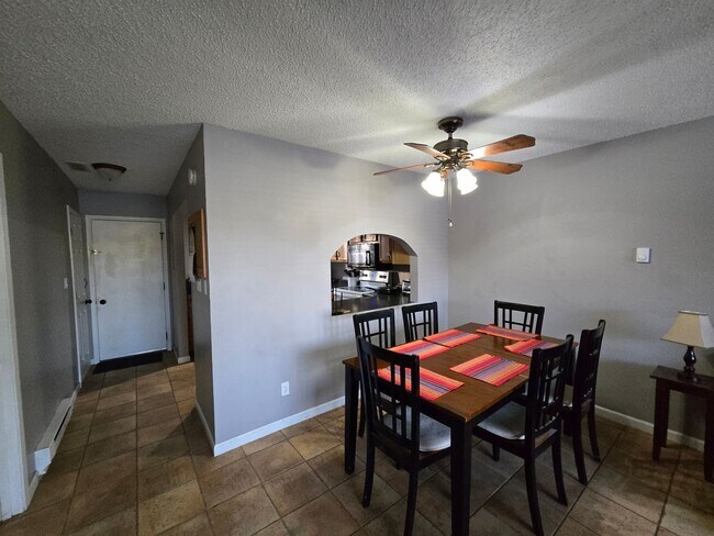 Photo - For Rent: Westwind #30 Condo Unidad #30