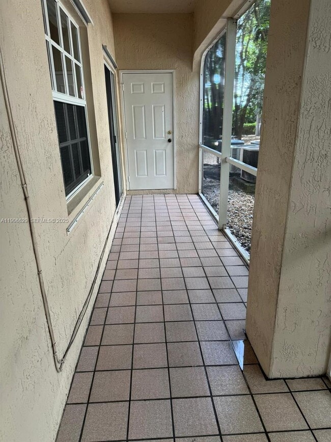 Photo - 5630 NW 114th Path Unit 106