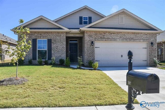 Building Photo - 307 Ivyleaf Dr