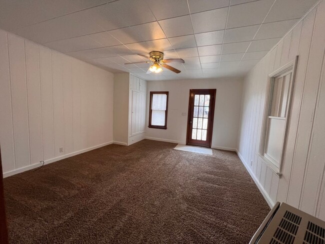 Photo - 333 N 5th St