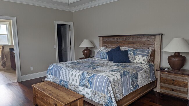 Photo - 3602 Strolling Way