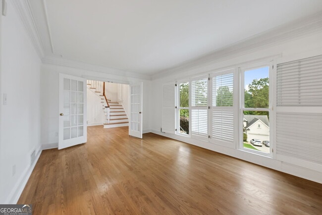 Photo - 1809 Shelburne Ridge