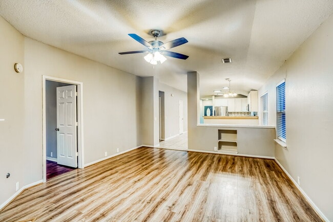 10403 Falling River Dr