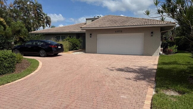 Building Photo - 13772 Sand Crane Dr Rental