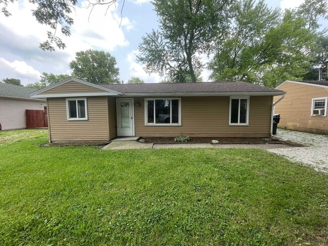 Building Photo - Renovated 3bed/1bath