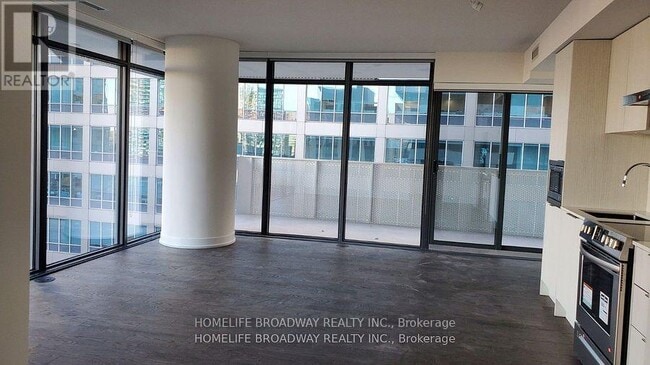 Photo - 25 Richmond St E Unit 705