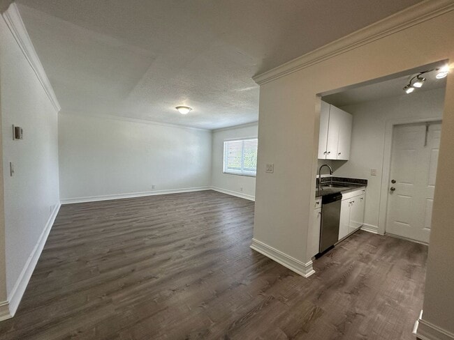 Photo - Dixie Realty LLC