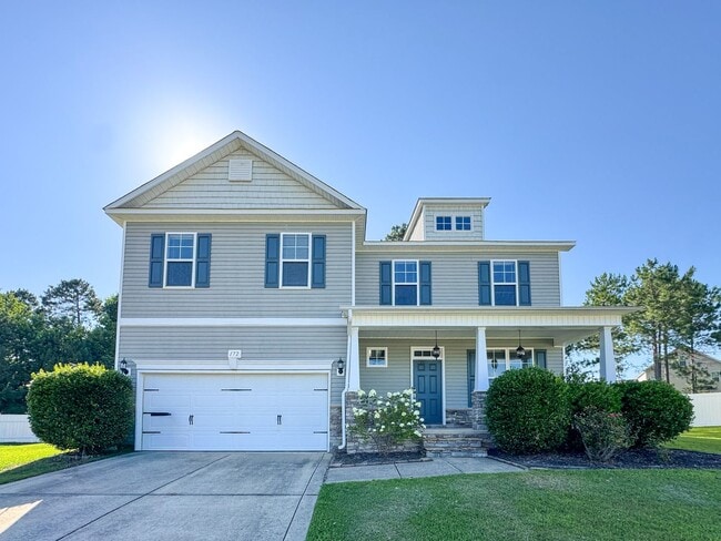 Building Photo - Stunning 4 Bed 2.5 Bath Home in Lexington Plantation