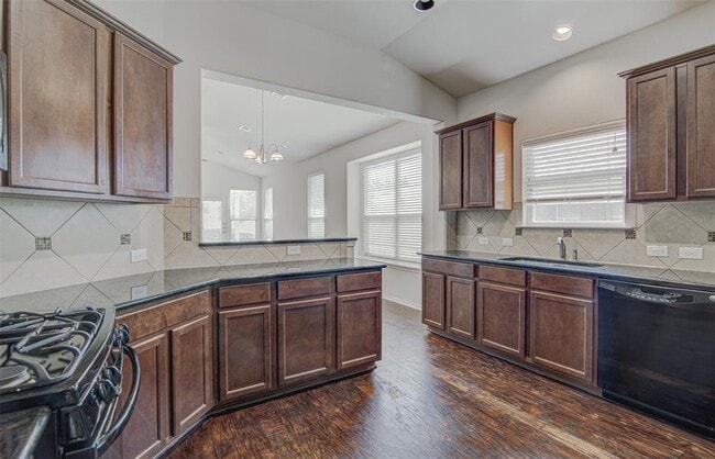 Photo - 1610 Greenside Dr