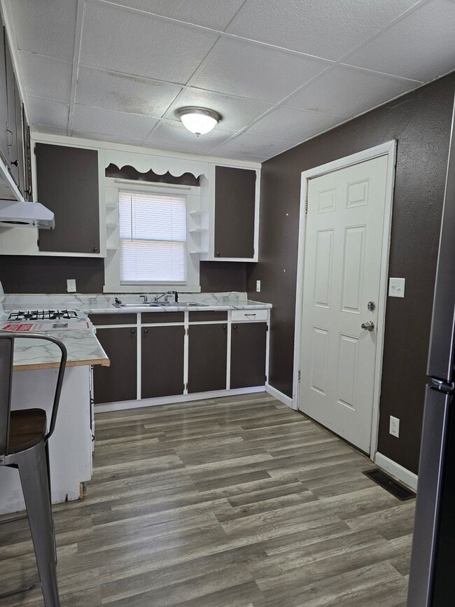 Photo - 2 Bedroom 1 Bath Unit in Triplex Unit 1032 S. Wisconsin Ave.