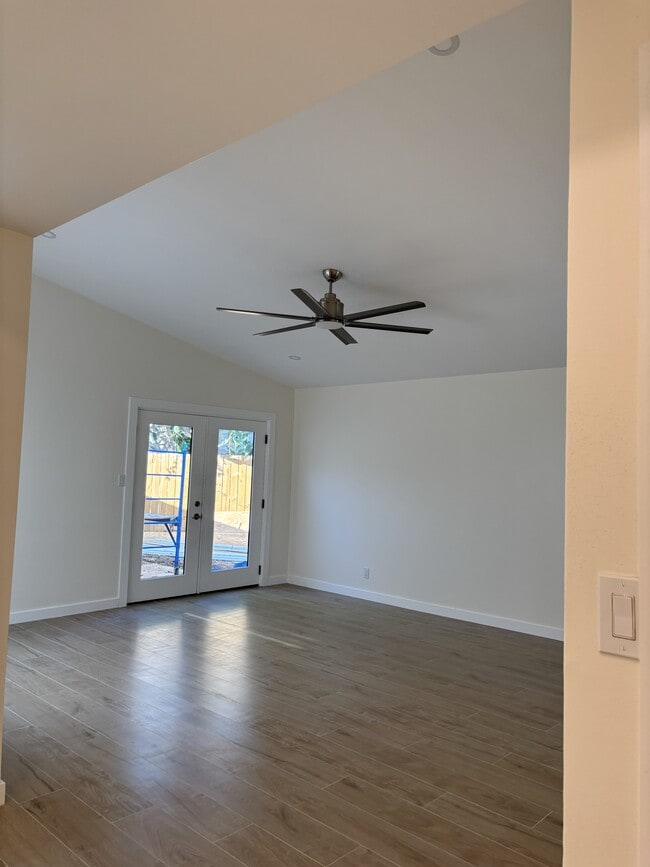 Photo - 17 N Tupelo Cir