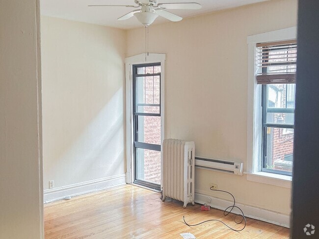 Building Photo - 2862 N Clark St Unit 2882-1 Rental
