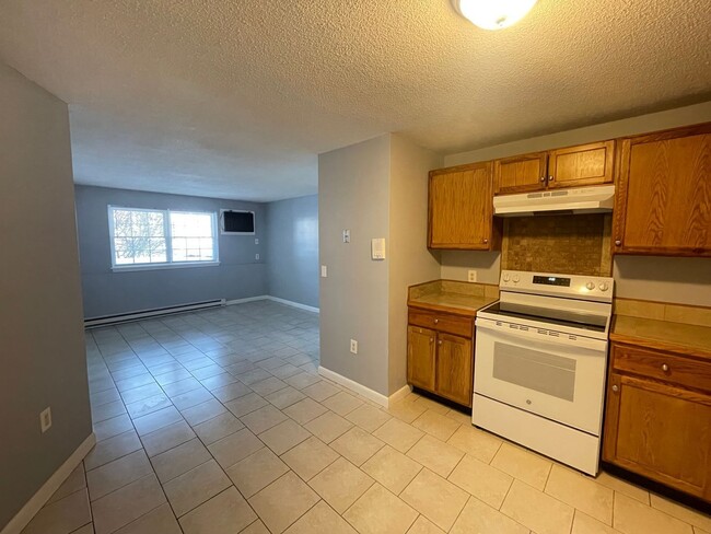 Photo - 179 Loudon Rd Unit 1