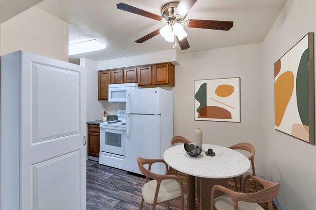 Photo - Sahara/Playa Palms Apartments