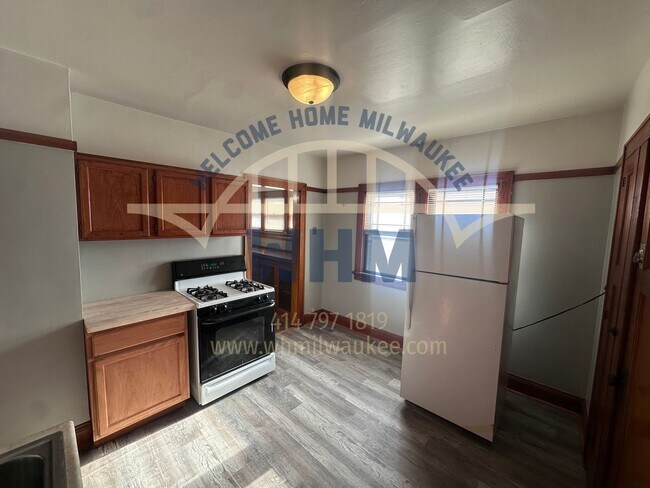 Photo - 3019 N 61st St