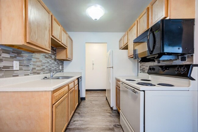 Photo - Lake Vista Apartment Homes