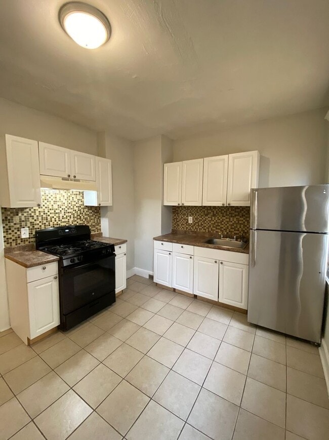 Photo - 34 Willis St Unit 1