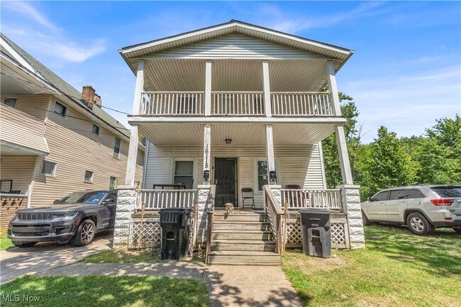 Building Photo - 16115 Arcade Ave Unit 2/UP Rental