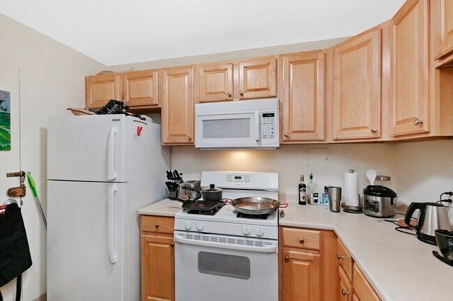 Photo - 99 Pond Ave Unit 708