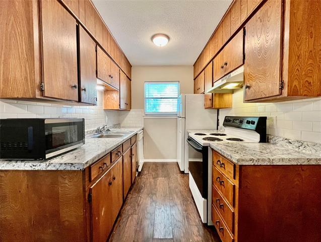 Photo - 1107 N Locust St