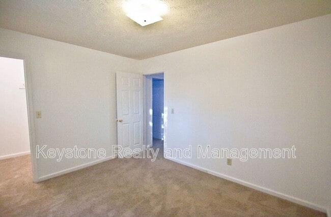 Photo - 1375 Thompsonville Ln Unit 18