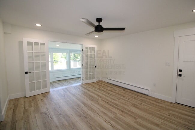 Building Photo - 253 1st NH Turnpike Unit 4