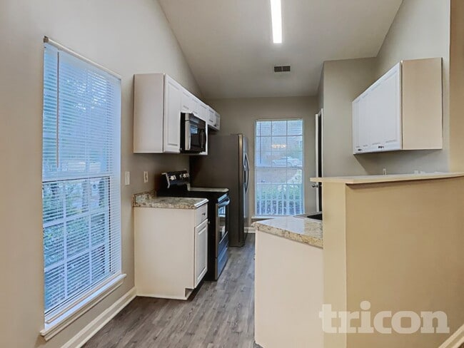 Photo - 100 Rolling Rock Rd