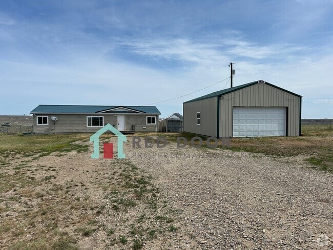 Building Photo - Experience Peaceful Country Living – Spaci... Rental