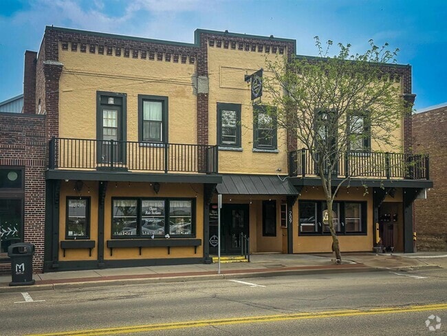 Building Photo - 209 E Main St Unit 1 Rental