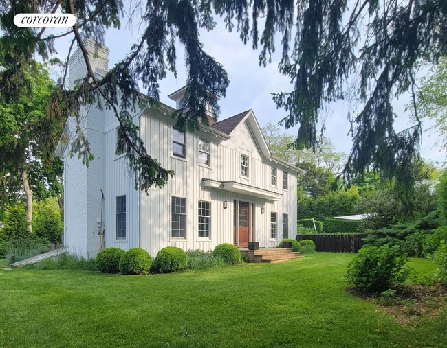Building Photo - 130 Ferry Rd Rental