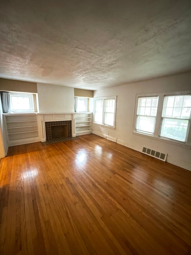 Photo - 3666 Tolland Rd