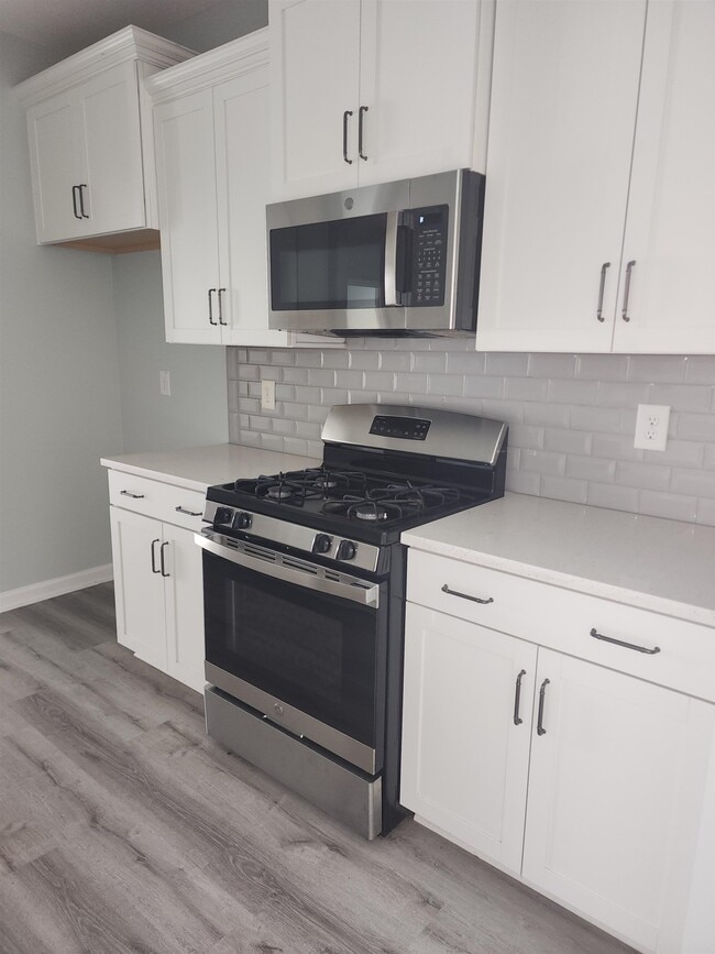 Photo - 5527 Redleaf Rose Dr
