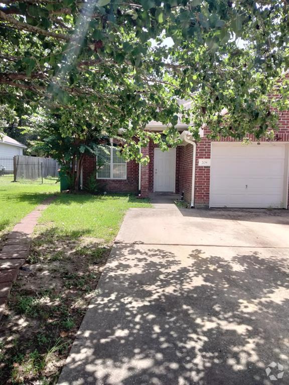 Building Photo - 208 Canterbury Dr Rental