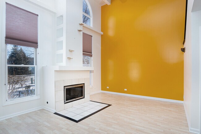 Photo - 712 Hamilton Ct