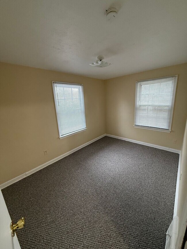 Photo - New 2 bed Duplex Listing!