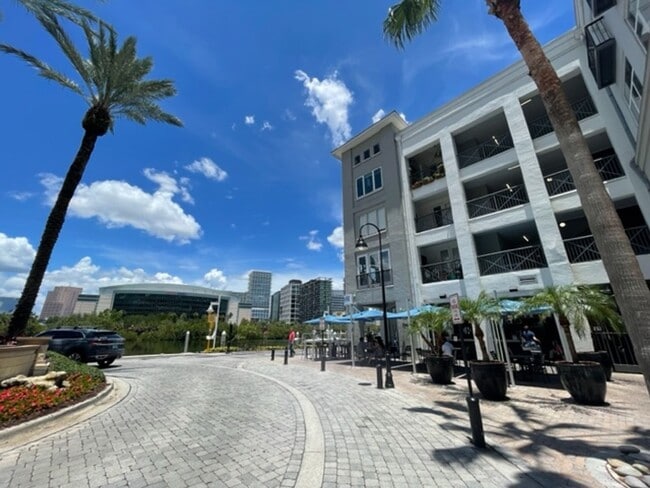 Photo - 700 S Harbour Island Blvd