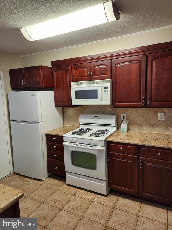 Building Photo - 1300 Army Navy Dr Unit 625 Rental