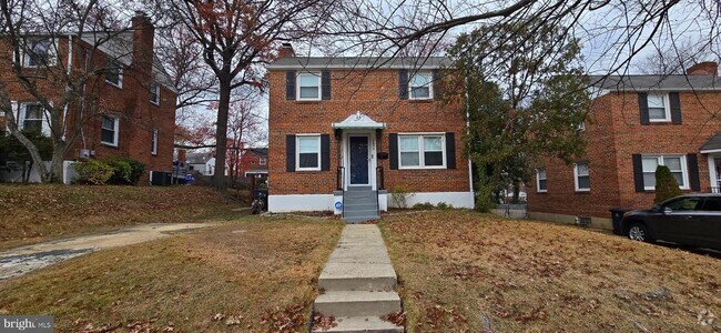 Building Photo - 4806 71st Ave Rental