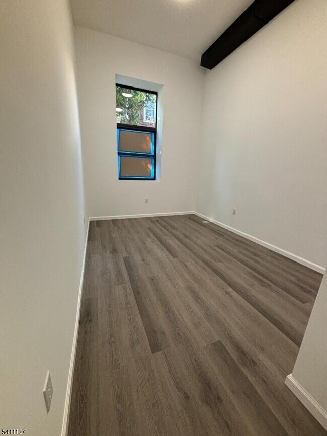 Photo - 24 Elm St Unit 202