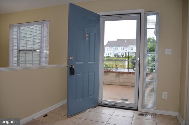 Photo - 1046 Spring Valley Ct Unit 1046