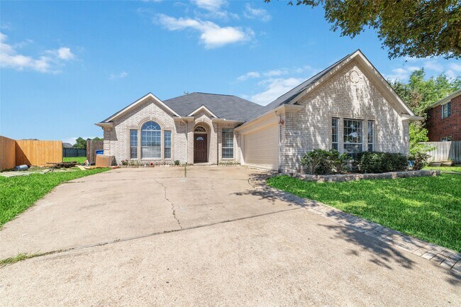 Building Photo - 8503 Ivanhoe Springs Dr