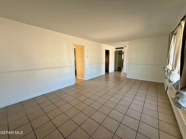 Photo - 2900 Polk Ave