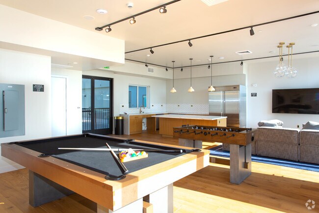 Game Room - Mariposa on 3rd