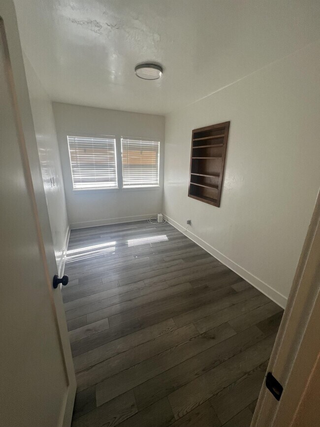 Photo - 1023 E Meadowbrook Ave