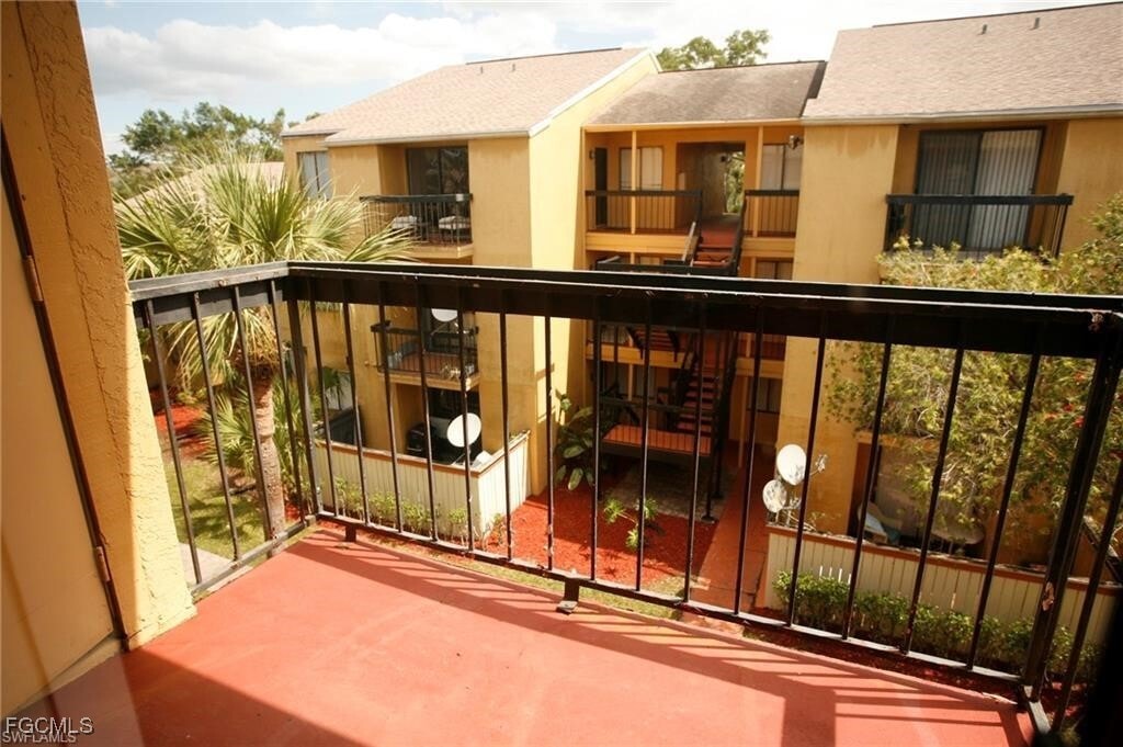 Photo - 2865 Winkler Ave Unit 411