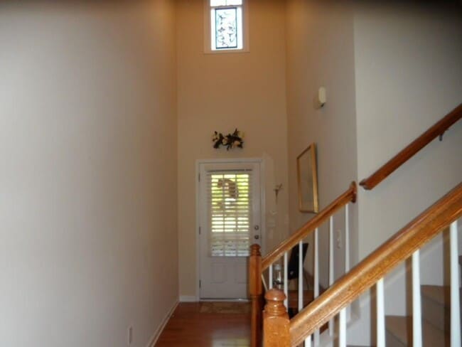 Photo - 5040 Hastings Terrace