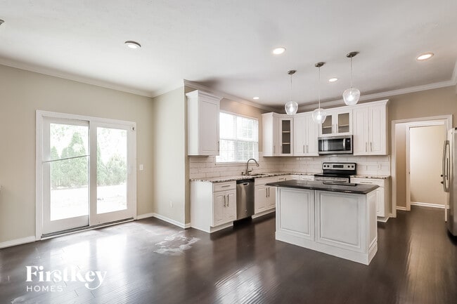 10911 Jessie Cir