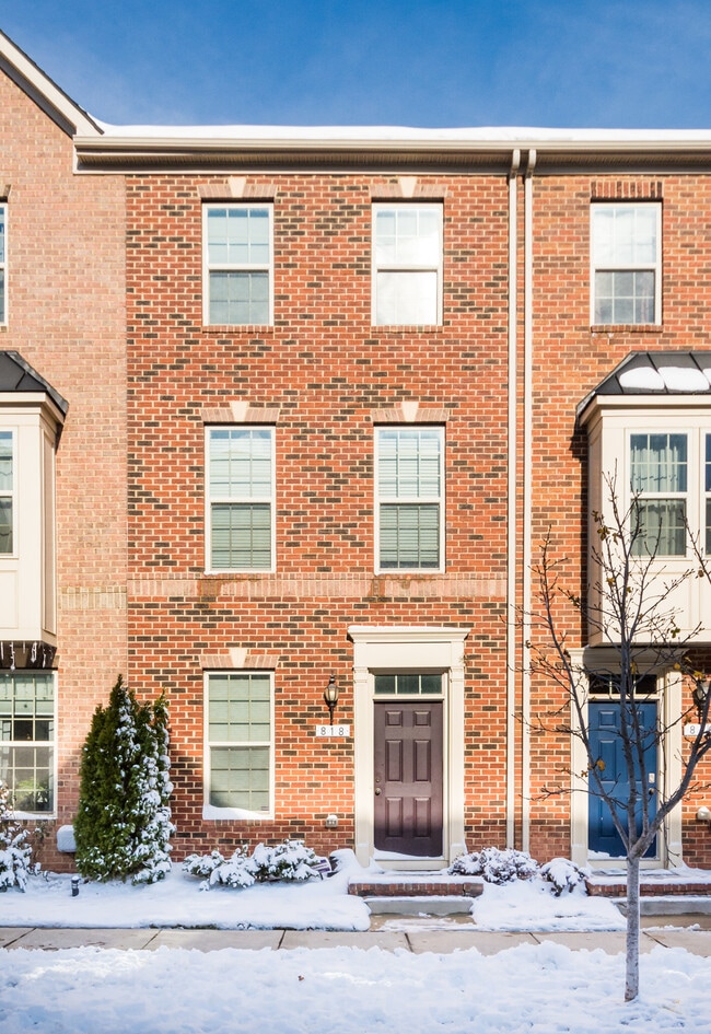 Photo - 818 S Macon St. Townhome