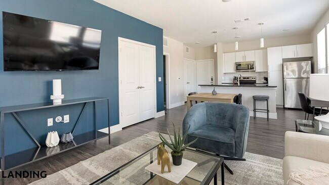 Photo - 729 Junction Dr Unidad C101